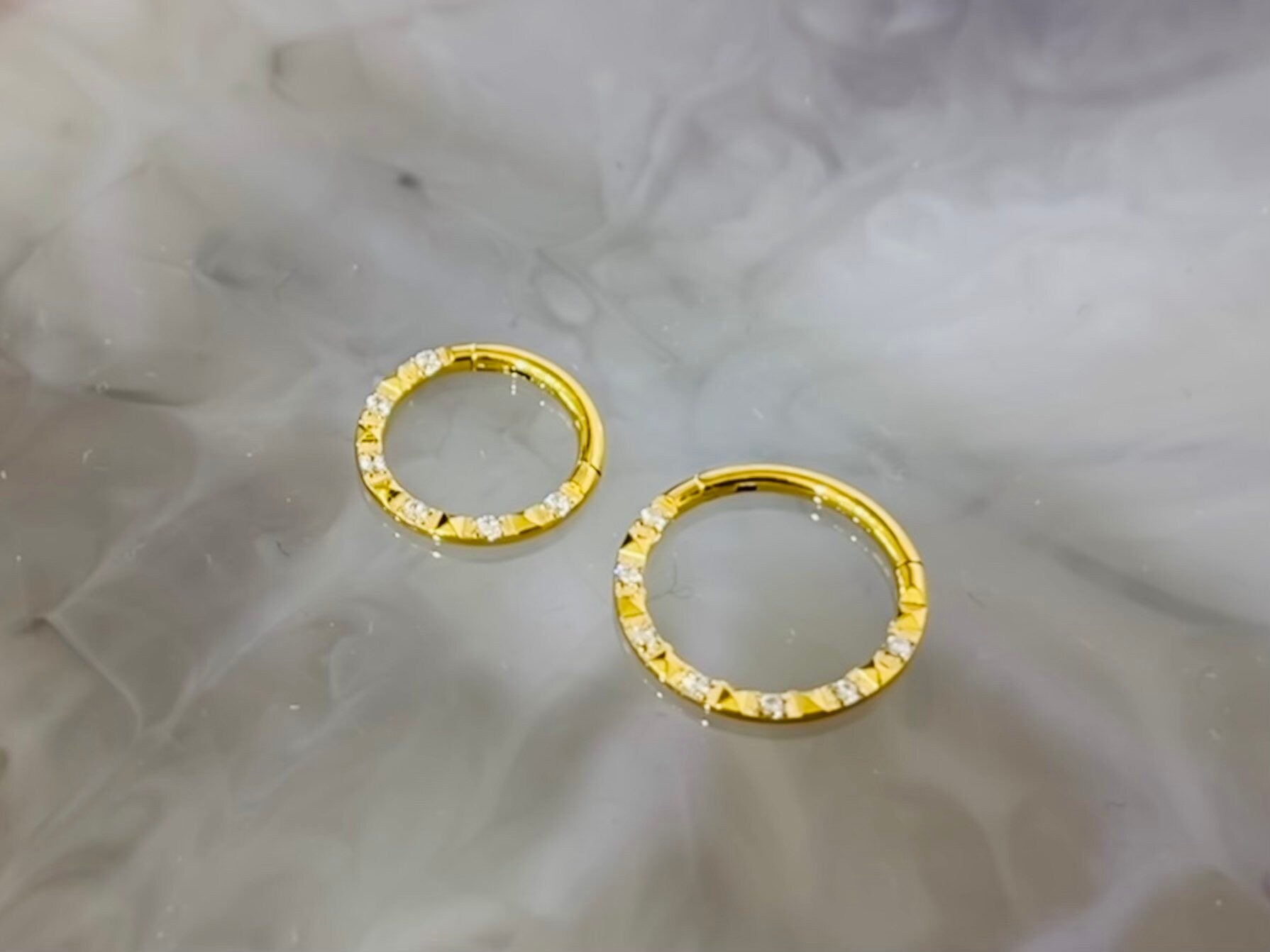 16G Gold Clear Stone Front Facing 8MM 10MM Seamless Hinged Clicker Septum Ring