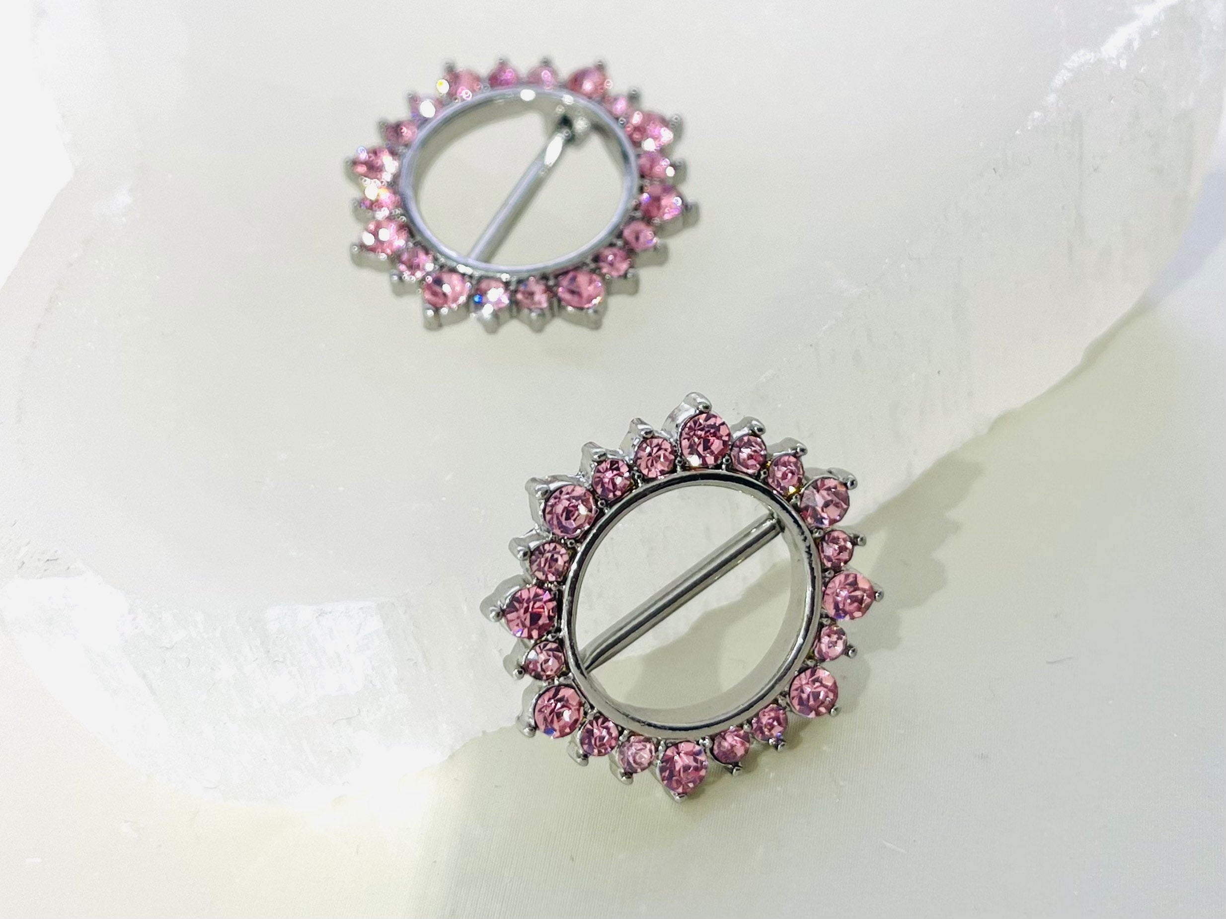 Pair of 14G Silver & Pink Stones Sunburst Nipple Clicker. Nipple Rings. Nipple Clicker. Nipple Piercing. Nipple Jewelry