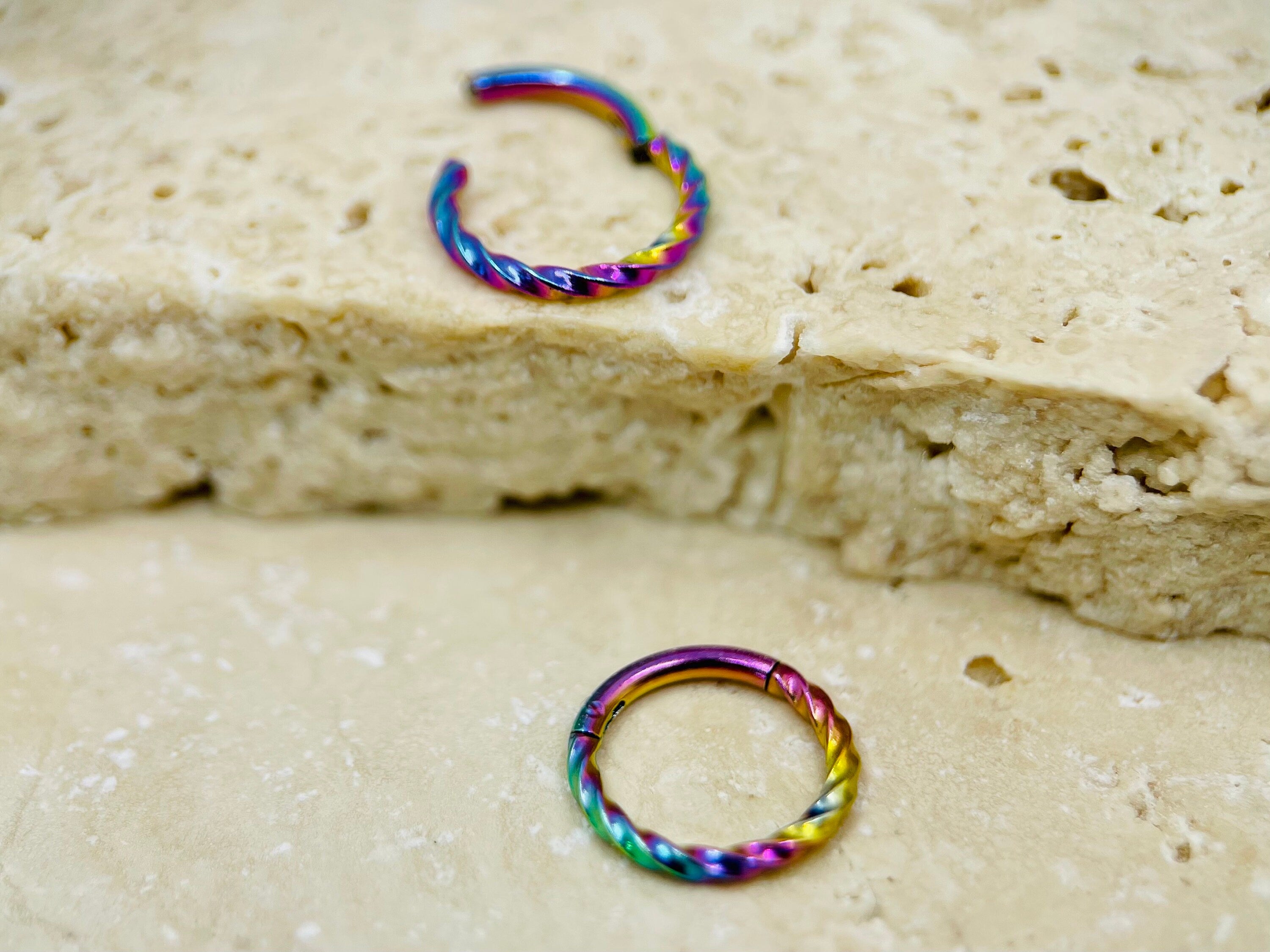 16G Rainbow Twisted Design 8MM Hinged Septum Tragus Cartilage Clicker Ring