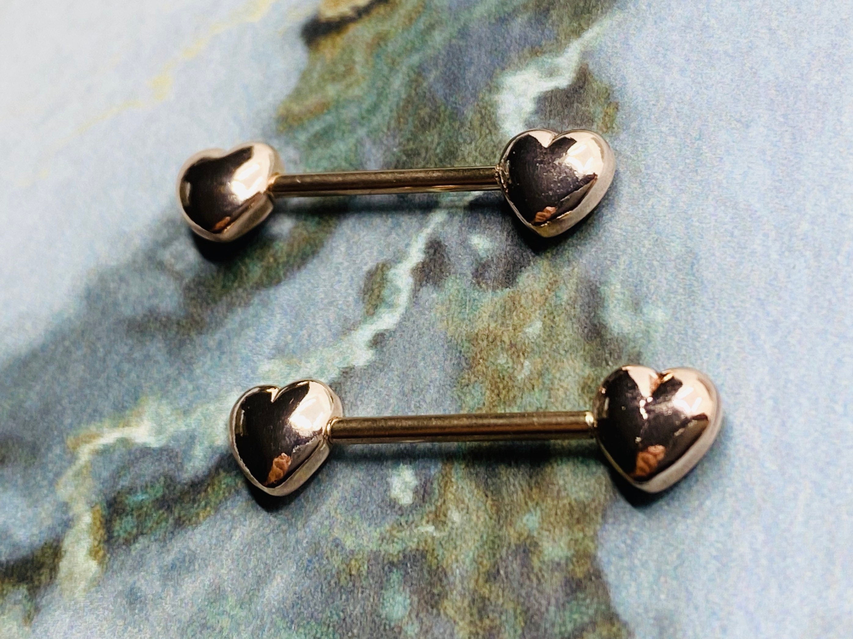 14G Rose Gold Classic Heart Shape Nipple Barbells. Nipple Piercings. Nipple Jewelry. Nipple Rings.