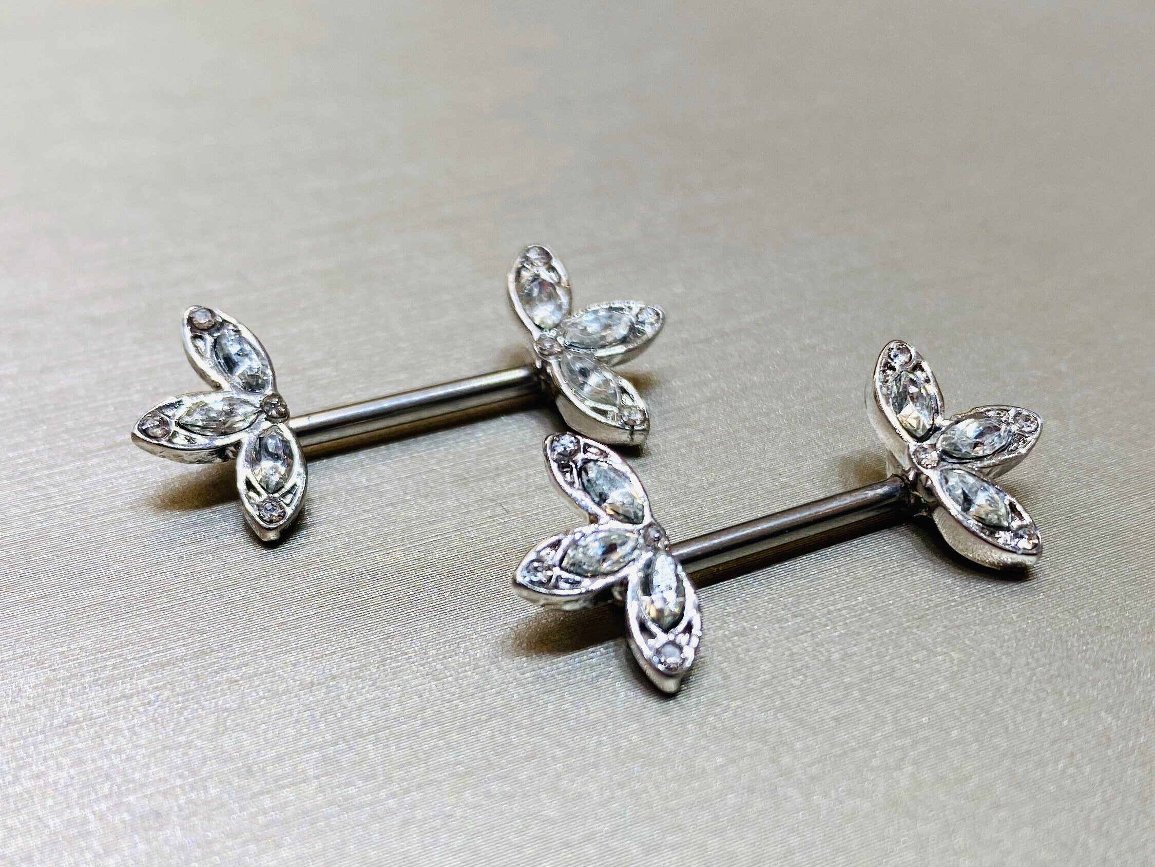 14G Clear Stone Three Petals Flower Nipple Barbell. Nipple Piercings. Nipple Rings. Nipple Jewelry.