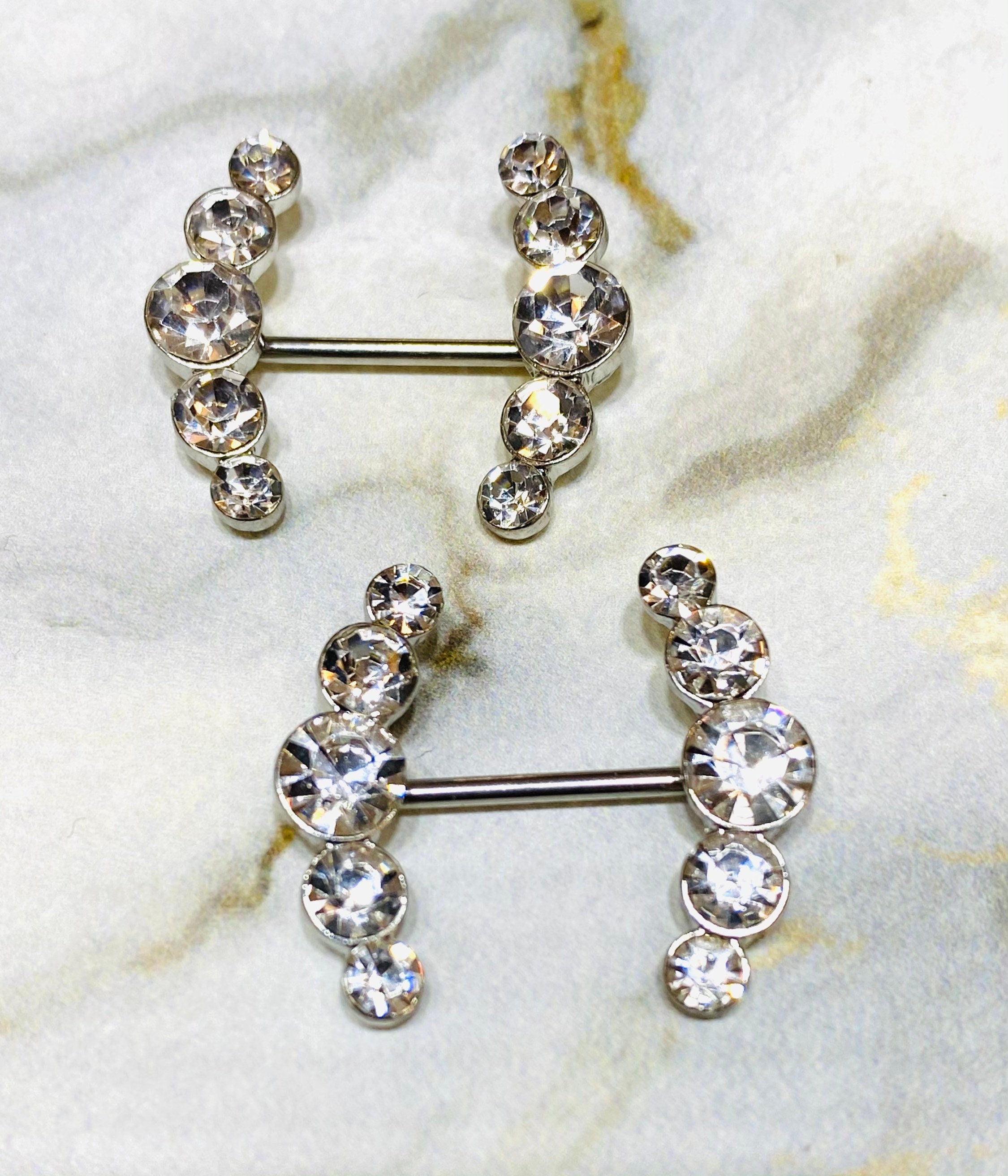 14G Sparkling Clear Round Crystal Ends Nipple Barbells. Nipple Piercings. Nipple Rings. Nipple Jewelry