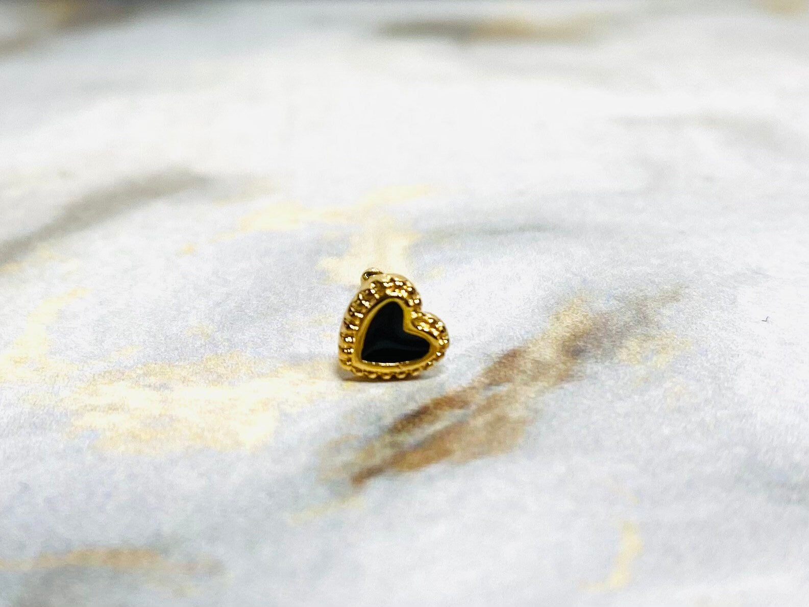 20G Dainty Gold and Black Valentine Heart Nose Stud with Ball. Nose Ring. Nose Stud. Nose Piercing. Nose Jewelry