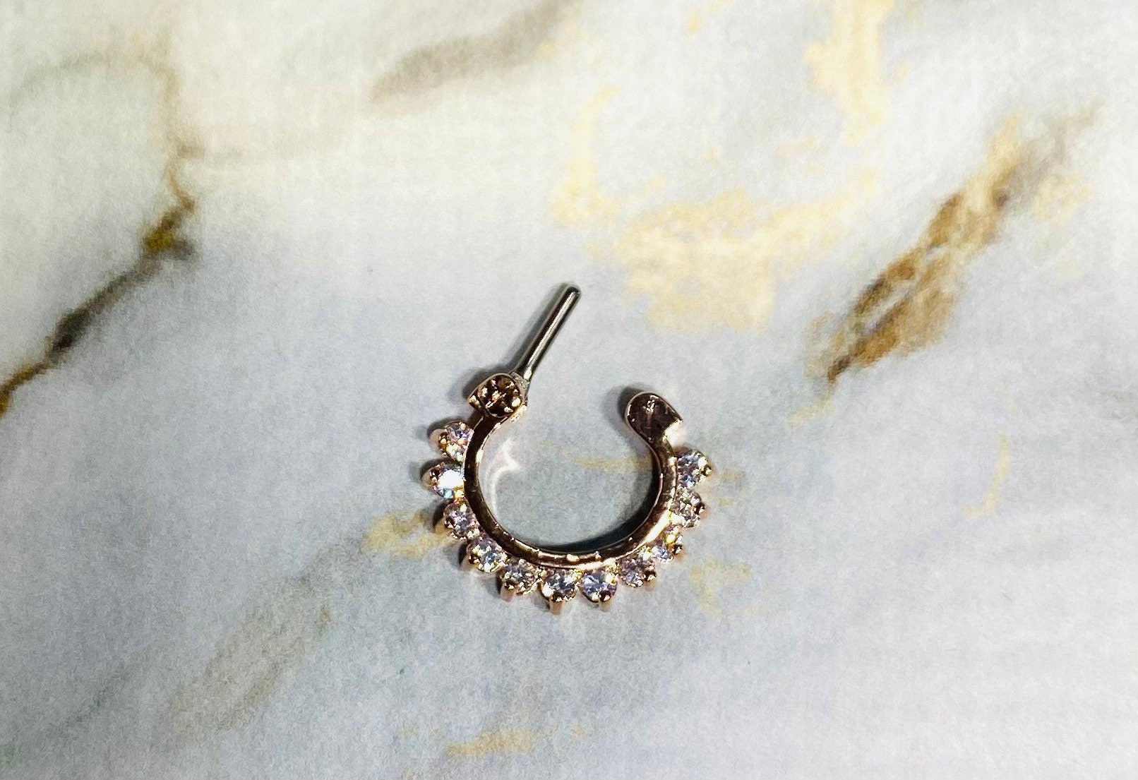 16G Rose Gold Single Line Pronged Septum Clicker. Septum Ring. Septum Piercing. Septum Jewelry.