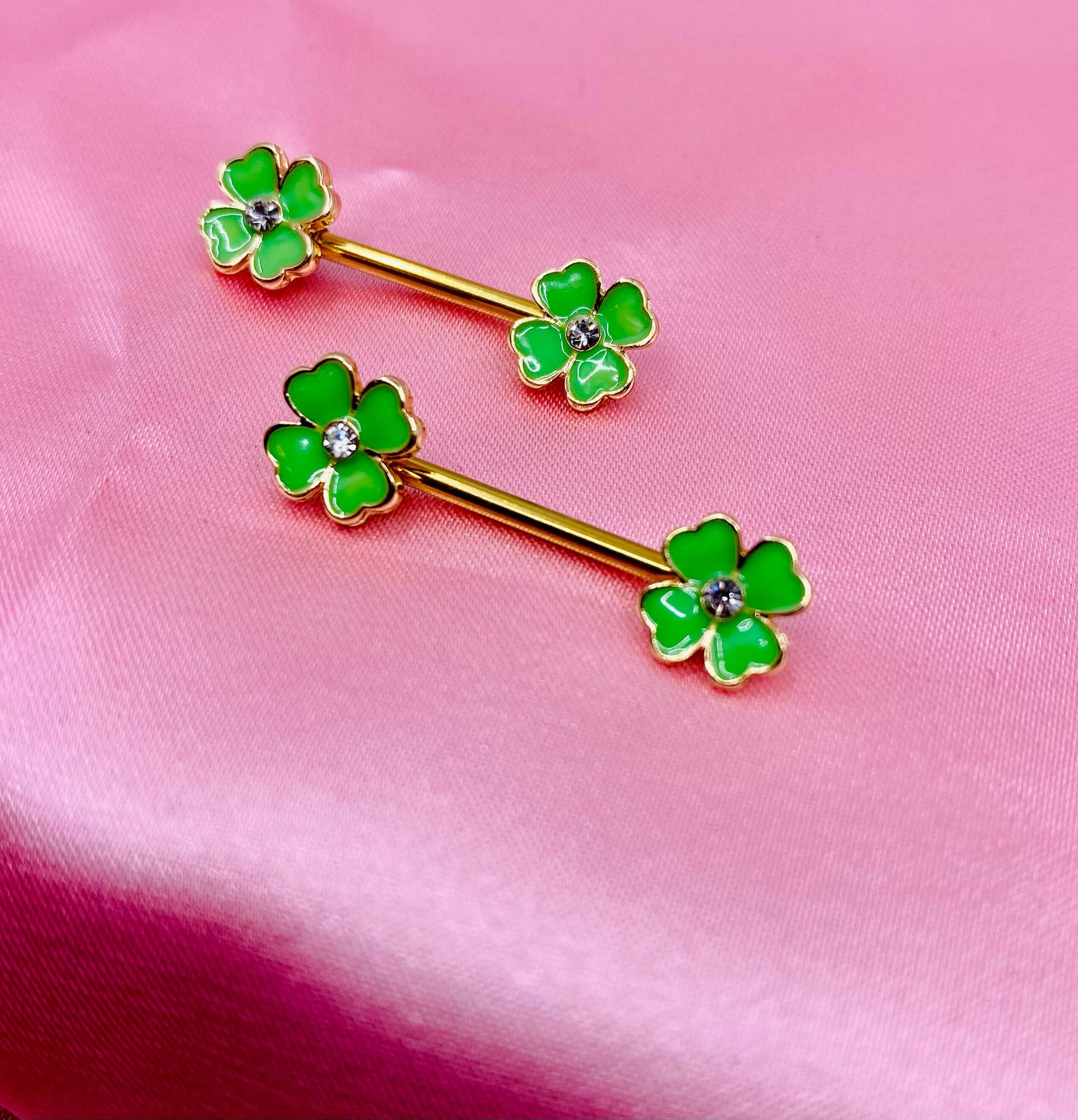 Pair of Green and Gold Clover Flower with Clear Stone Nipple Barbell. Nipple Piercing. Nipple Jewelry.