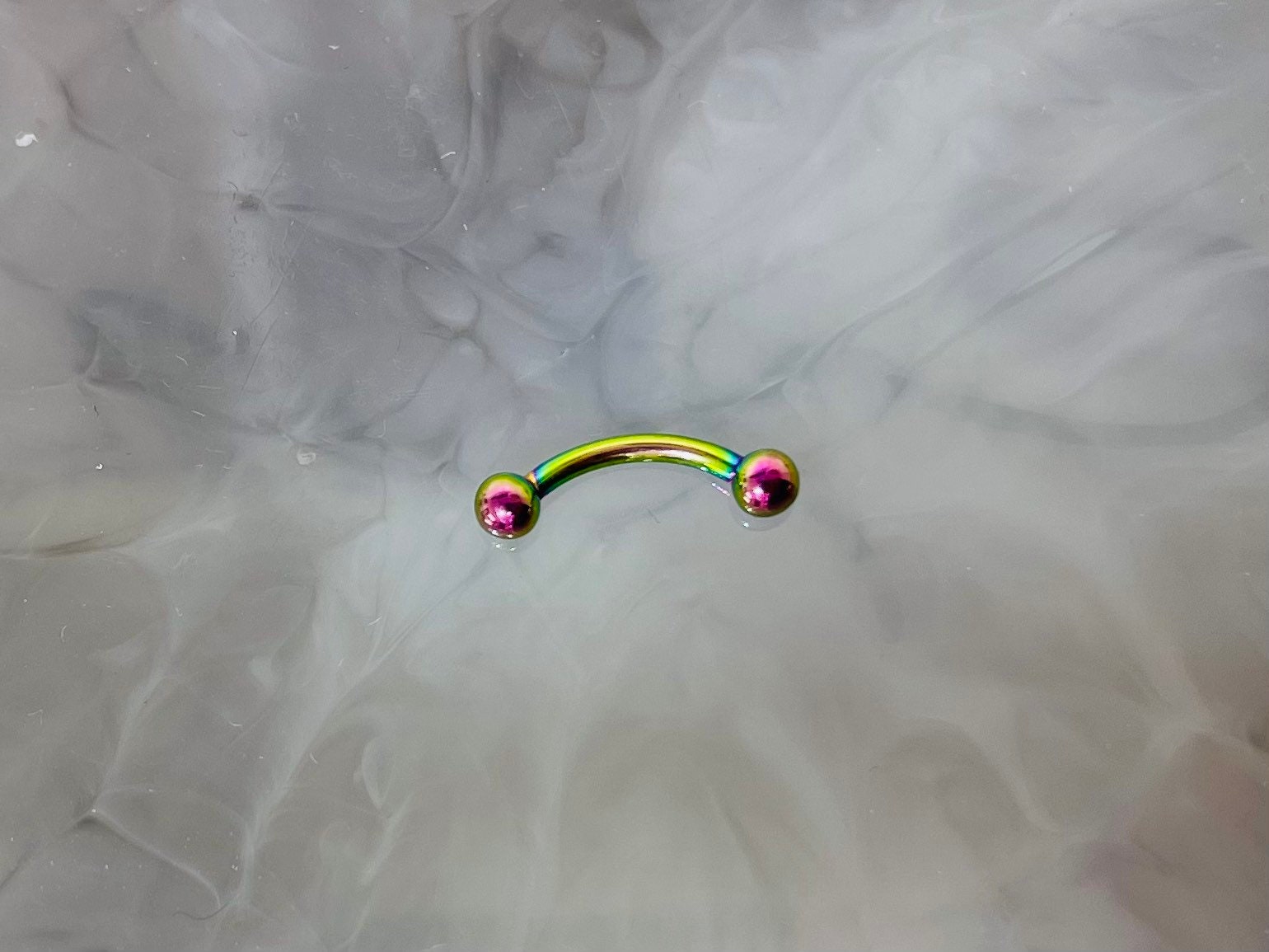 16G Internally Threaded Implant Grade Titanium Curved Barbell. Eyebrow Piercing. VCH Piercing. Daith & more