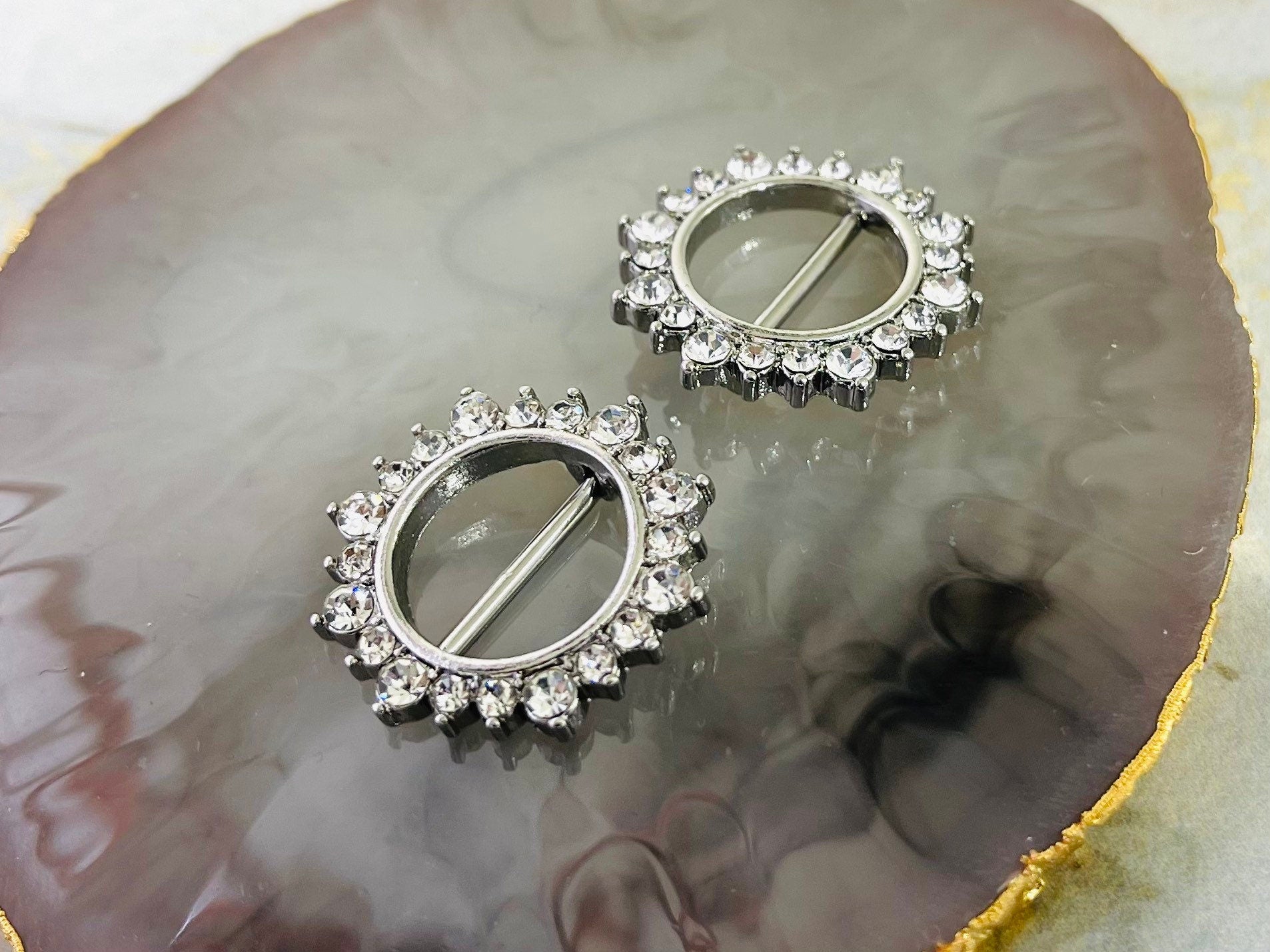 Pair of 14G Silver & Clear Stones Sunburst Clear Gems Nipple Clicker Shield. Nipple Rings. Nipple Clicker. Nipple Shield. Nipple Piercing.