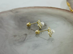 14K Real Gold White Pearl Centered Clear Stones Flower Screw Back Earrings. 14K Gold. 14K Gold Earrings.