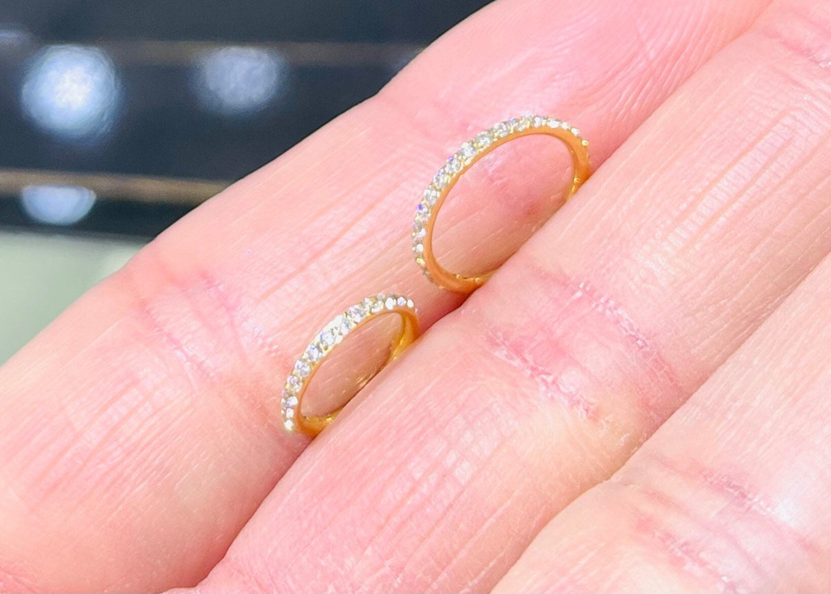 20G Gold Super Dainty Clear Stones Seamless Clicker Nose Hoop. Nose Piercing. Nose Ring. Cartilage Earrings. Cartilage Hoop.