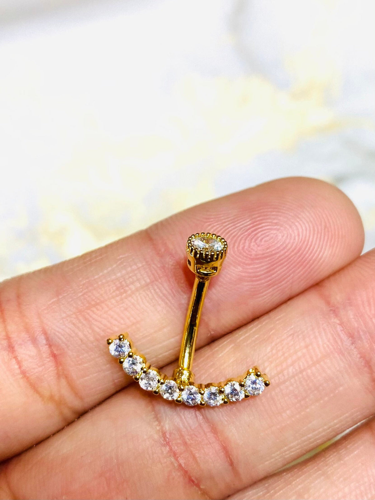 14G Gold Sparkling Crystal Curved Line with Internally Threaded Top Belly Button Ring. Belly rings. Belly Piercing. Navel Piercing.