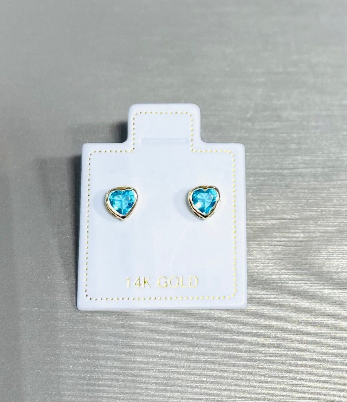 14K Gold Dainty Cute Baby Blue Heart Shape with Screw Back Stud Earrings. 5mm Heart. Cartilage Earrings. 14K Gold Earrings. Body Jewelry.