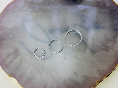 16G Silver Twisted Design Hinged Septum Cartilage Tragus Clicker Ring