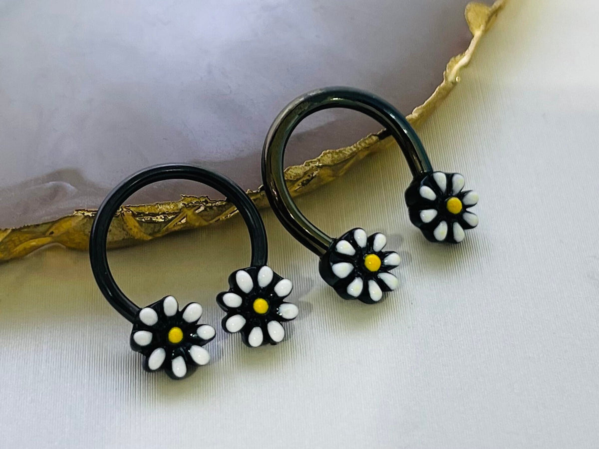 16G 14G Black Daisy Flower Horseshoe Septum Ring