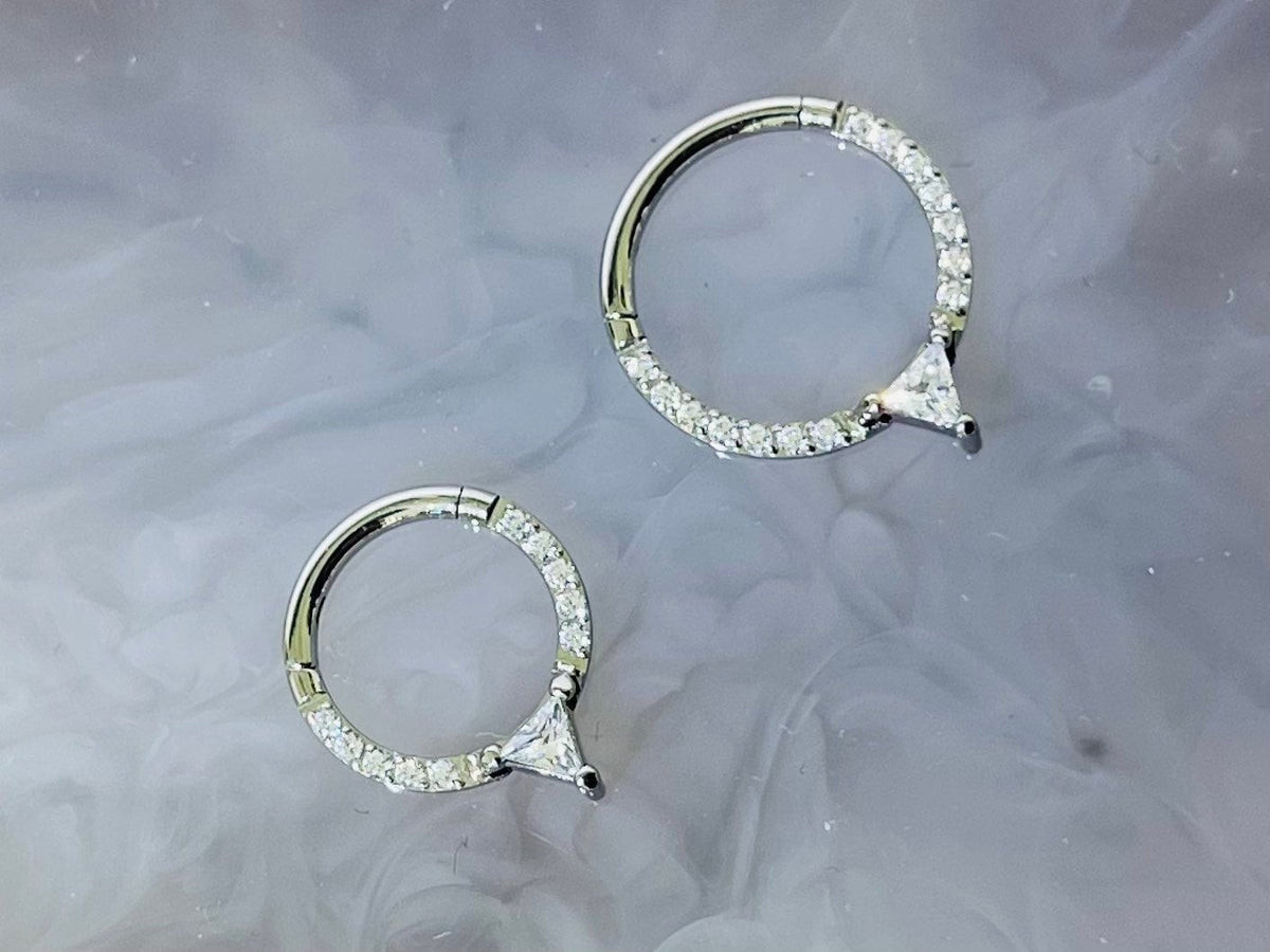 16G Silver Dainty Triangle Cut Hinged Septum Clicker Hoop Ring • Daith Ring • Daith Piercing • Septum Jewelry • Gift for Her