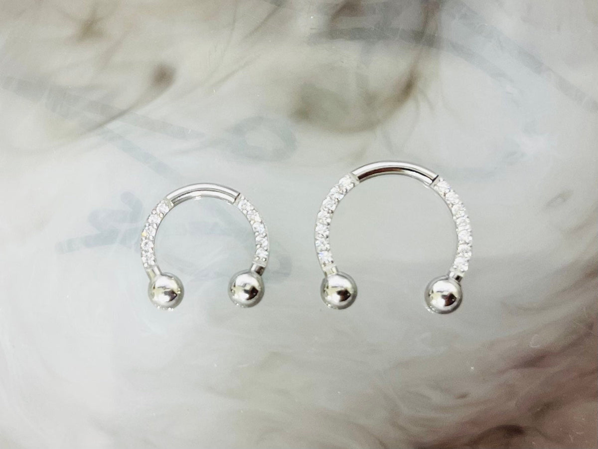 16G Silver Front Facing Clear Gems Horseshoe Ring Septum Ring. Nose Piercing. Nose Hoop.