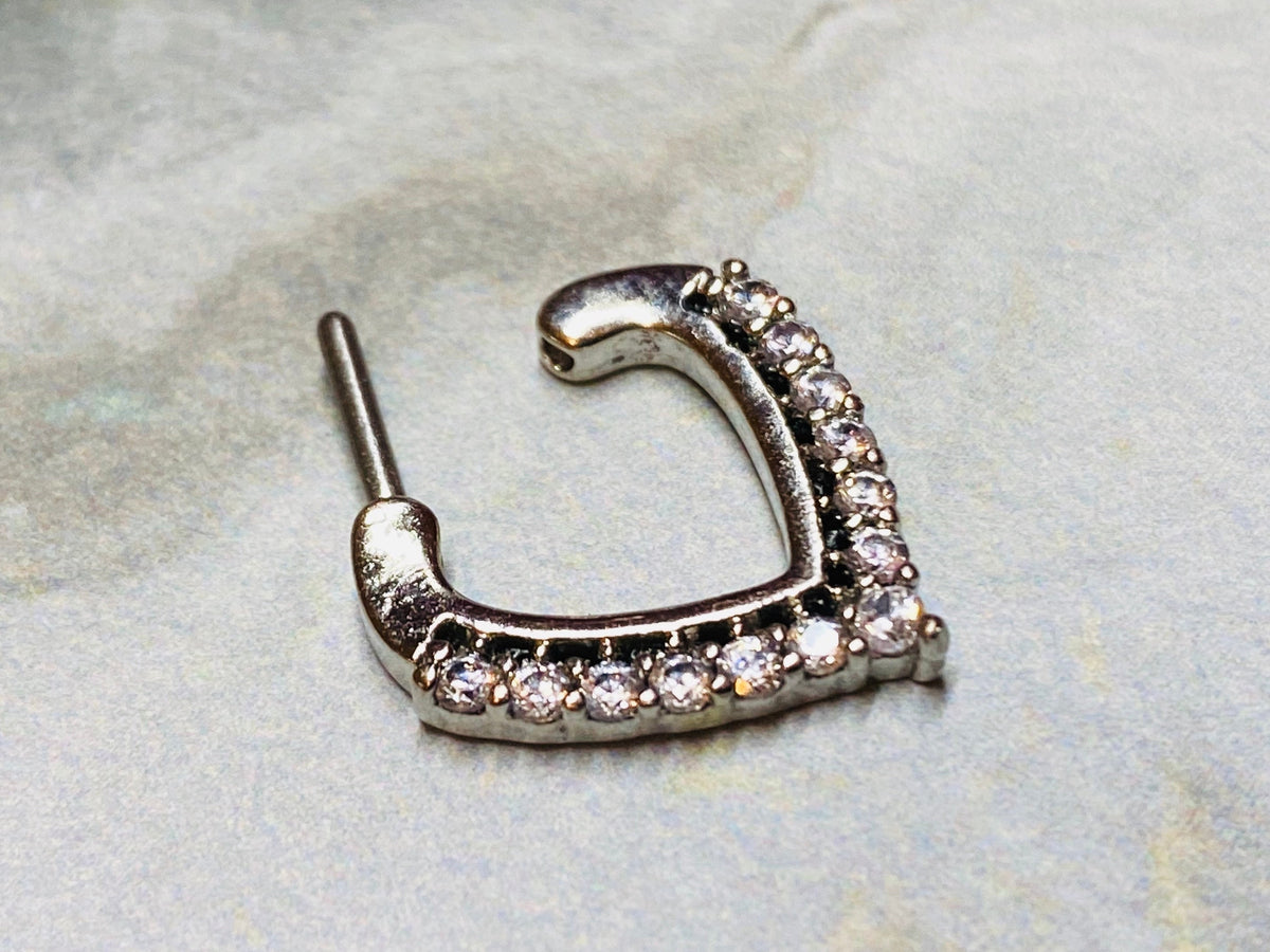 16G Clear Gems Paved Chevron Shape Septum Clicker. Septum Ring. Septum Piercing. Septum Clicker