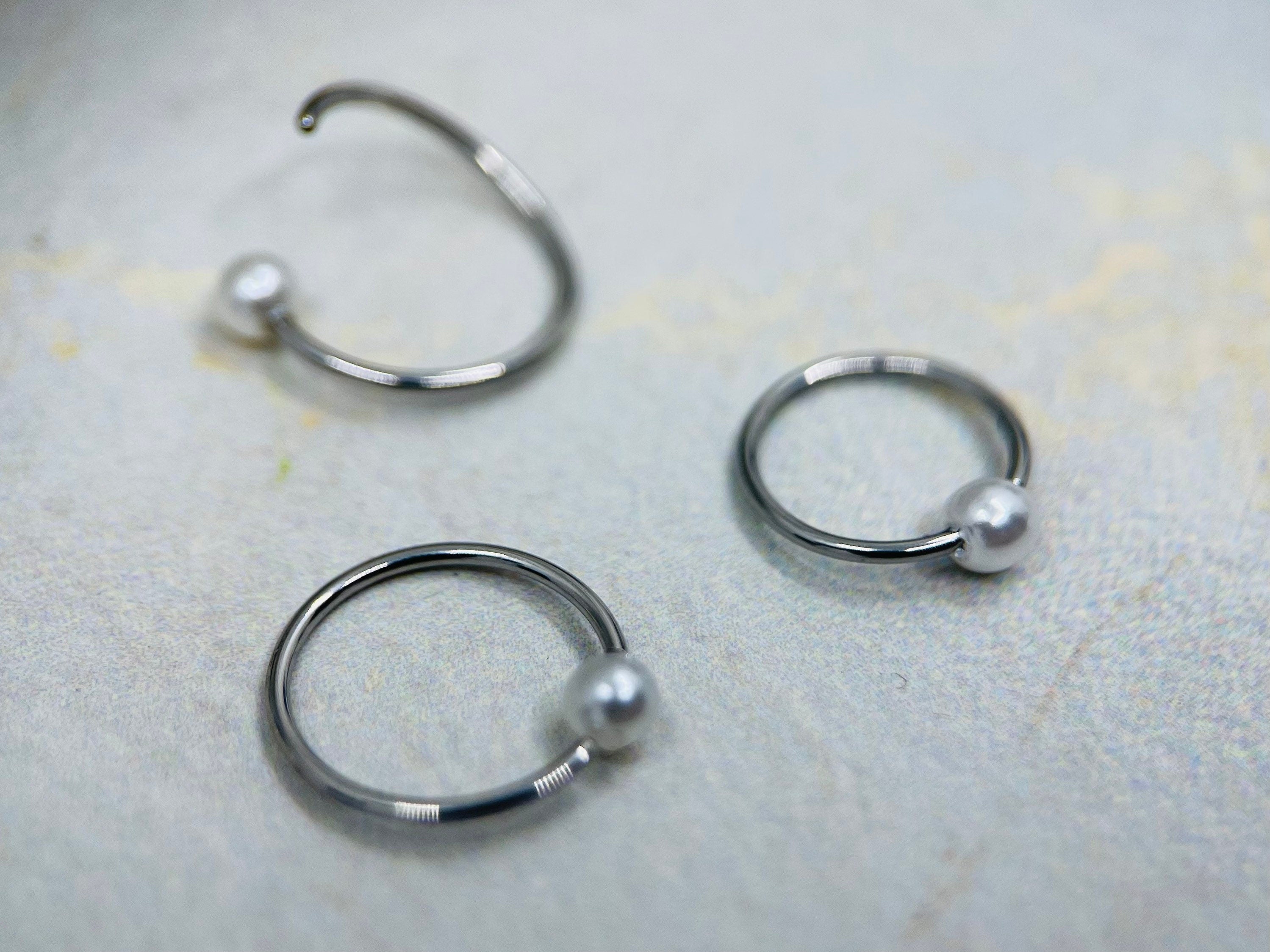 20G Dainty Minimal White Pearl Bendable Nose Hoop Ring • Cartilage Ring • Tragus Piercing • Nose Piercing