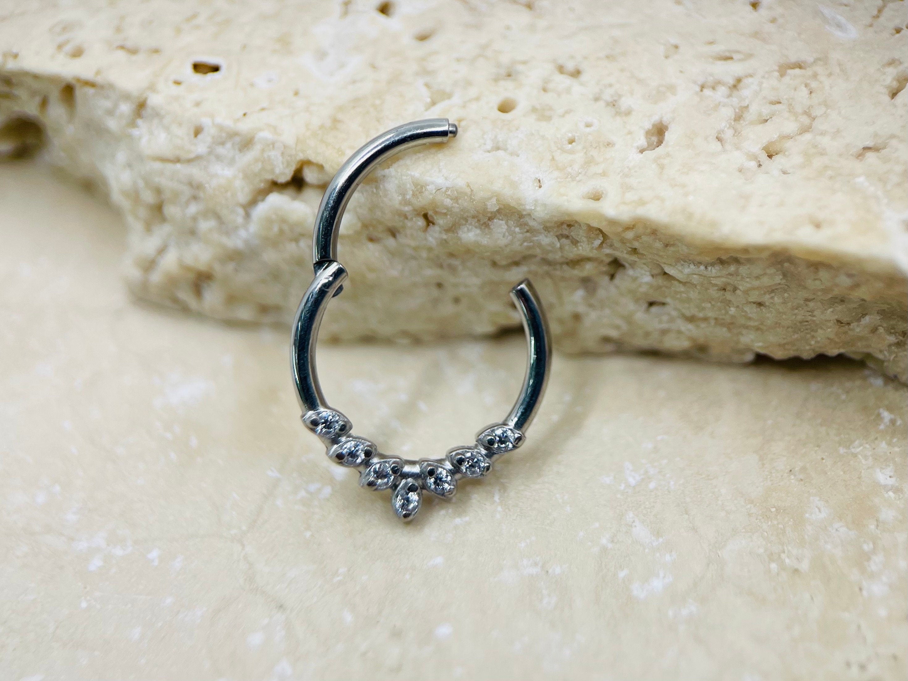 16G Silver Dainty Leaves Hinged Septum Clicker Hoop Ring, Septum Jewelry, Daith Piercing, Daith Ring, Gift for Her