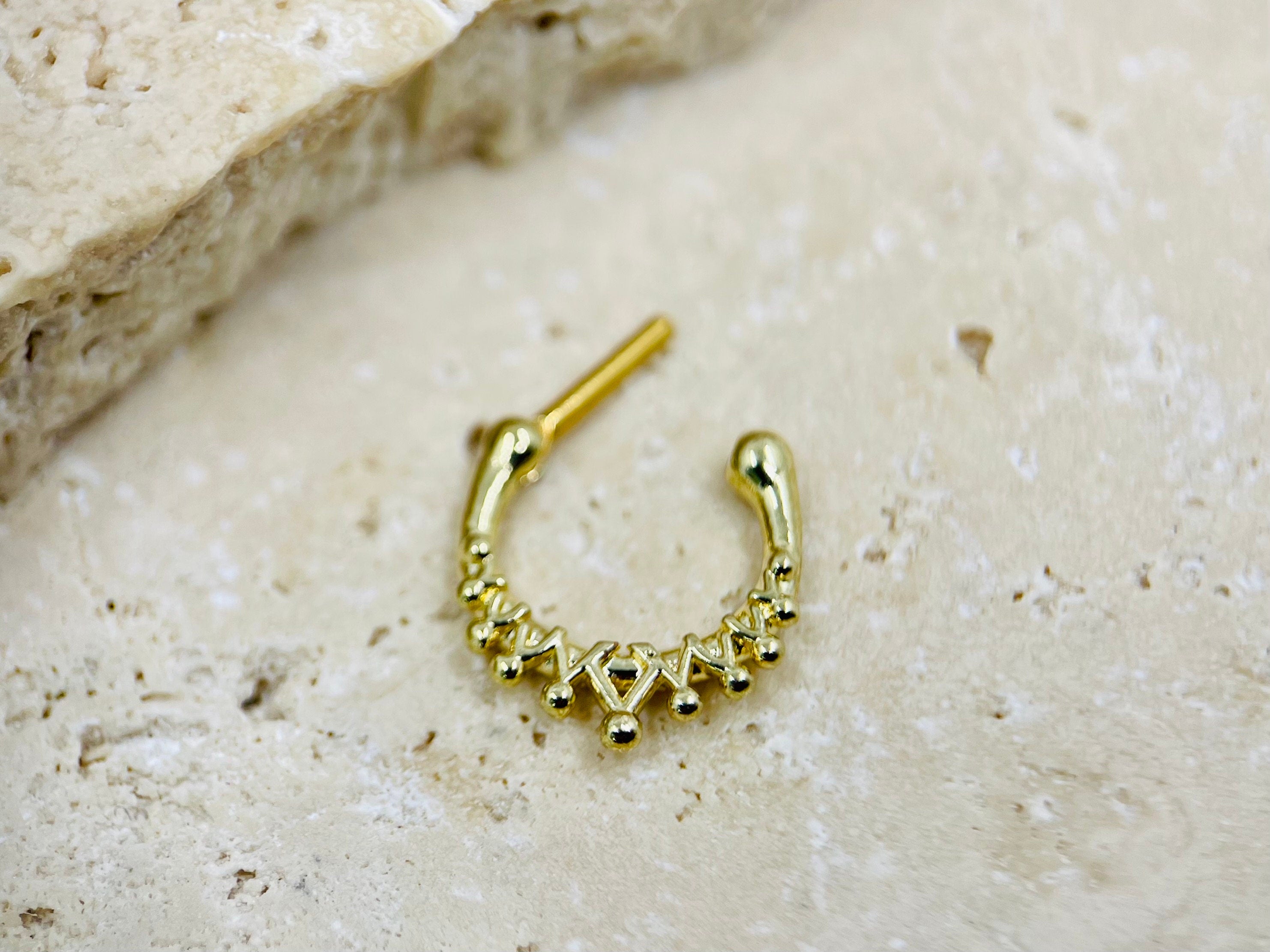 16G Gold Crown Septum Clicker Ring • Septum Piercing