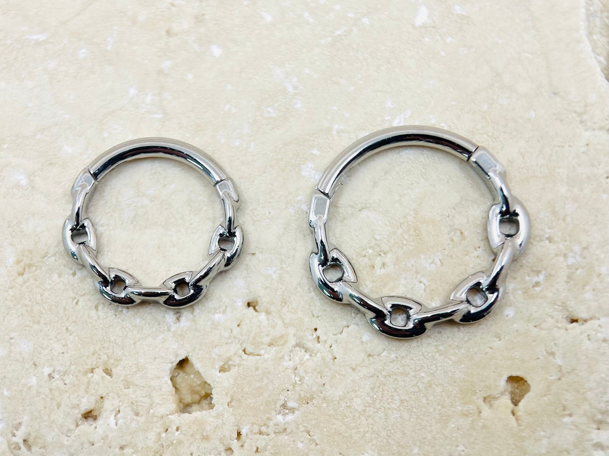 Silver Chain Link Hinged Septum Clicker Ring, 16G Septum Hoop